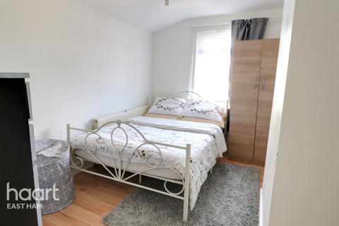 42 Clifton Road, London, E7 8QE