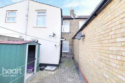 42 Clifton Road, London, E7 8QE