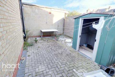 42 Clifton Road, London, E7 8QE