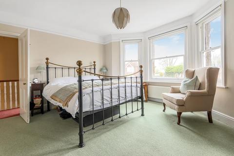 1 Annandale Road, Guildford, GU2 4LR
