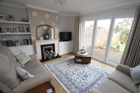 109 Oregon Square, Orpington, BR6 8BE