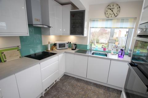 109 Oregon Square, Orpington, BR6 8BE