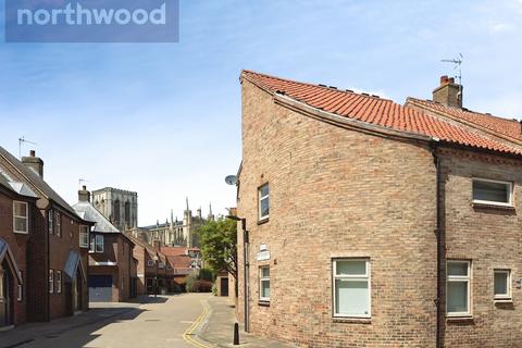 1 bedroom flat to rent, St Andrewgate, City Centre, York, YO1
