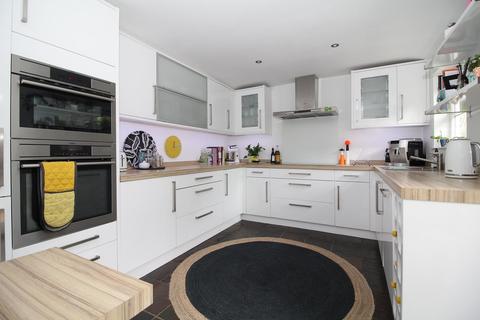 9 Hamlet Road, Chelmsford, CM2 0EU