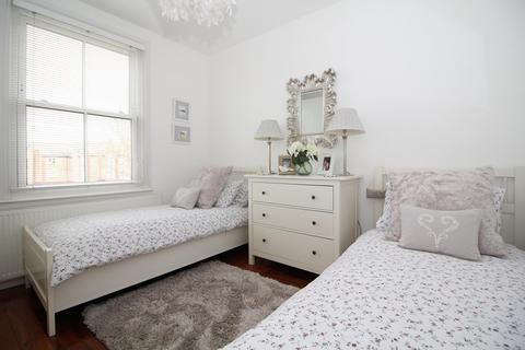 9 Hamlet Road, Chelmsford, CM2 0EU