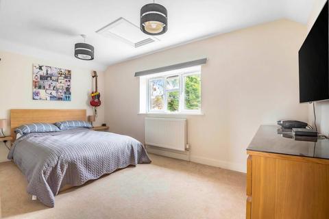 36 Evenlode Crescent, Kidlington, OX5 1RF