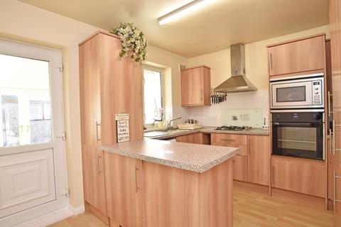 1 Avenue Close, Harrogate, HG2 7LJ
