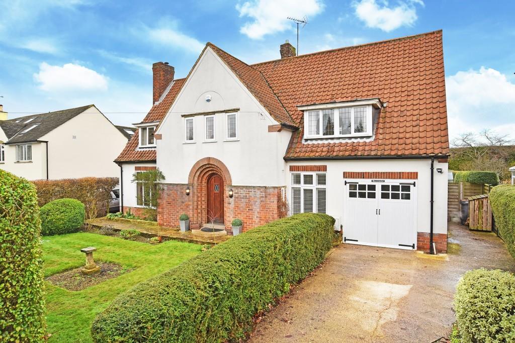 Wheatlands Road East, Harrogate 4 bed detached house £885,000