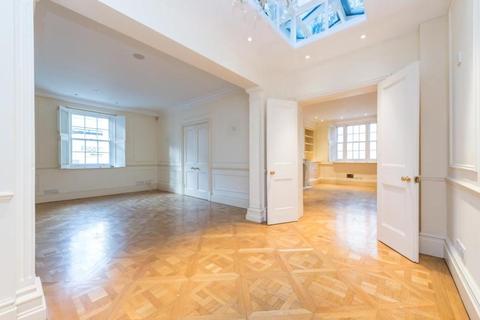 4 bedroom detached house to rent, Lowndes Place, Belgravia, SW1X