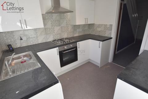 2 bedroom end of terrace house to rent, Arboretum Nottingham NG7