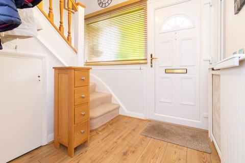14 Rydons Lane, Coulsdon, CR5 1SW