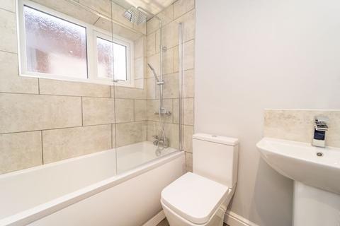 19 Barclay Close, Albrighton, Wolverhampton, WV7 3PX