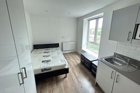 Studio to rent, The Luminaire Apartments, Kilburn High Road, London NW6