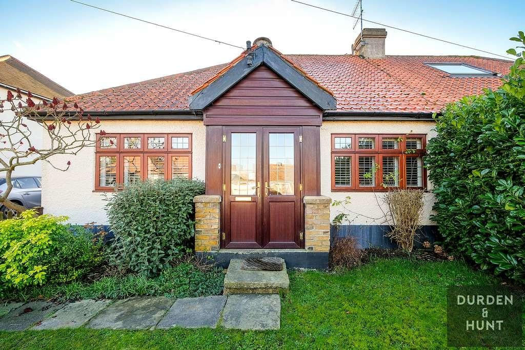 Moreton Road, Ongar 3 bed semidetached bungalow £500,000