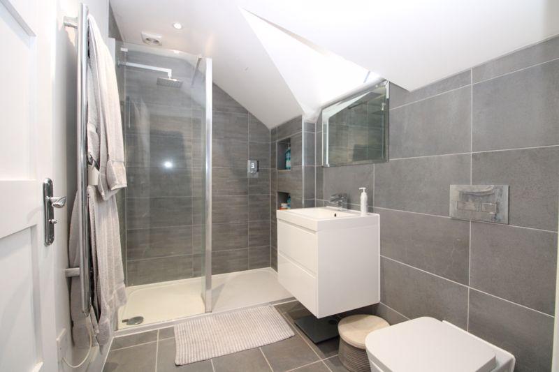 En suite shower room