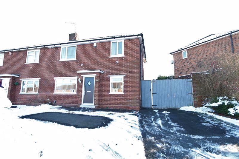 Sandfield Road, West Bromwich 3 bed semidetached house £180,000
