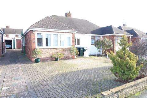 15 Broomhill Close, Birmingham, B43 5BT