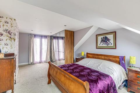 24 Norfolk Avenue, South Croydon, CR2 8BN