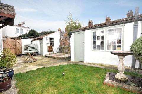 4 Whaddon Lane, Hilperton, Trowbridge, BA14 7RN