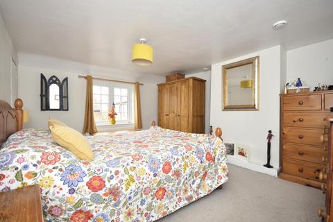 4 Whaddon Lane, Hilperton, Trowbridge, BA14 7RN