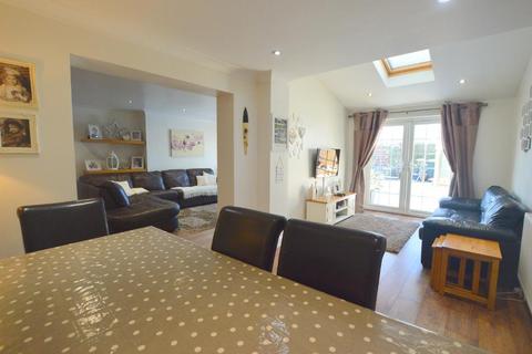51 Barnston Close, Luton, LU2 9RZ