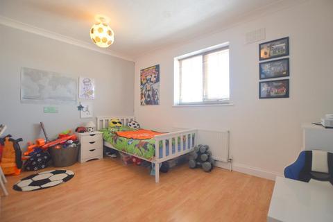 51 Barnston Close, Luton, LU2 9RZ