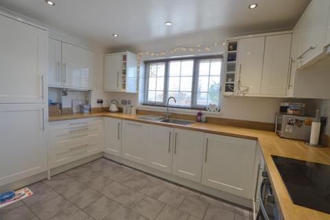 51 Barnston Close, Luton, LU2 9RZ