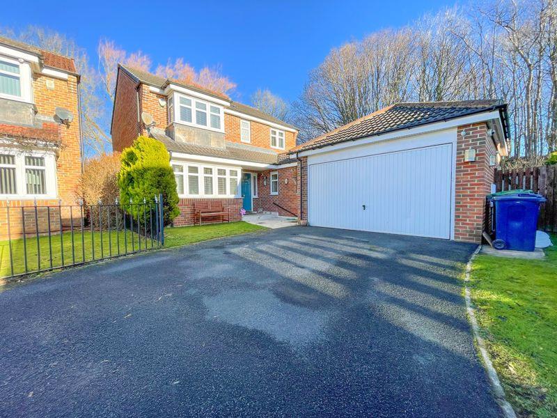 The Pavilion, Swalwell 4 bed detached house £300,000