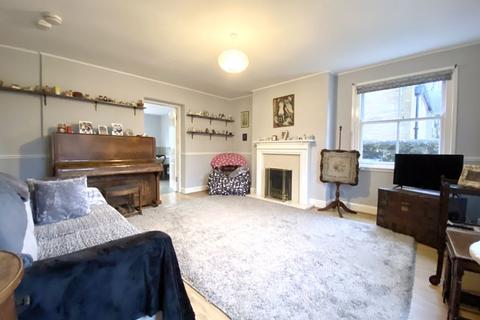39 Alloway, Ayr, KA7 4PY