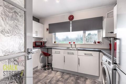 150 Chelmsford Avenue, Romford, RM5 3XH