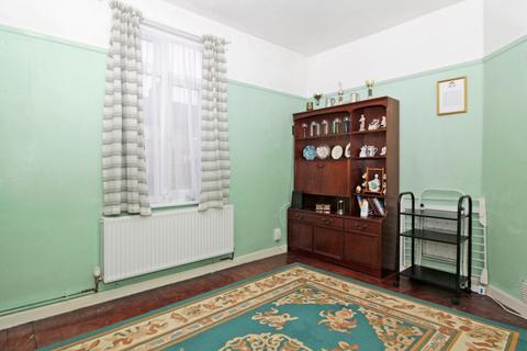 56 Pontefract Road, Bromley, BR1 4RB