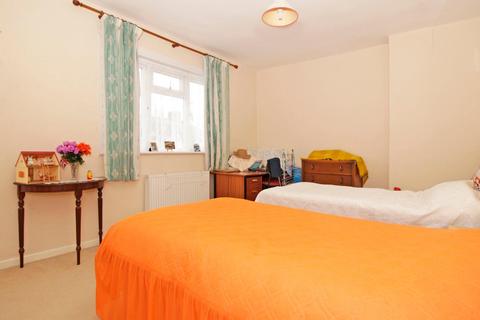56 Pontefract Road, Bromley, BR1 4RB
