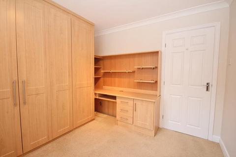 11 Bladons Walk, Kirk Ella, Hull, HU10 7AX