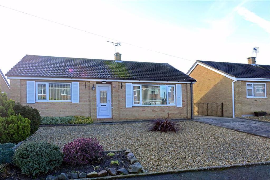 Yew Tree Drive, Bayston Hill, Shrewsbury, Shropshire 2 bed detached