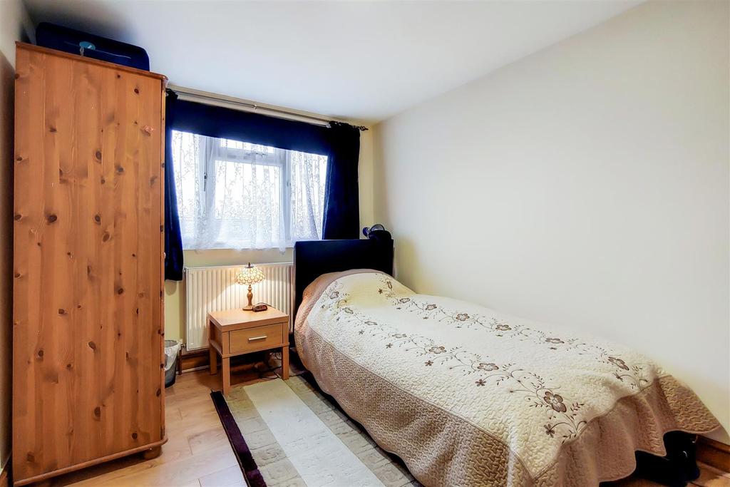 16 Bedroom 2-1.jpg