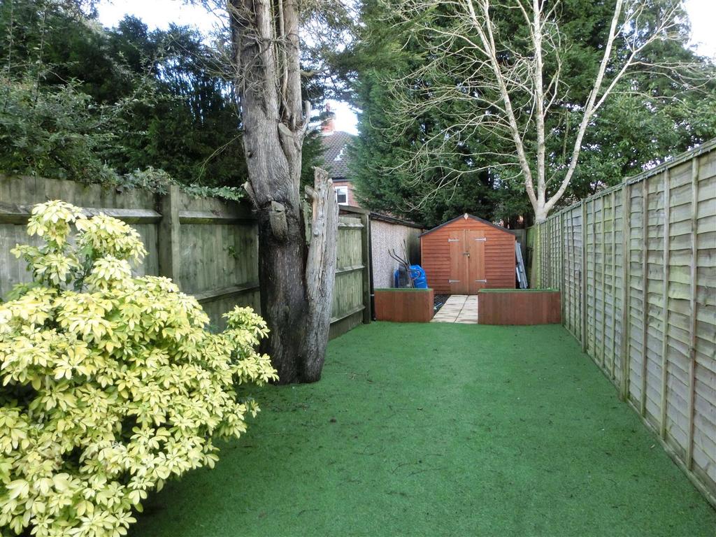Alcester Road 293 garden 4.jpg