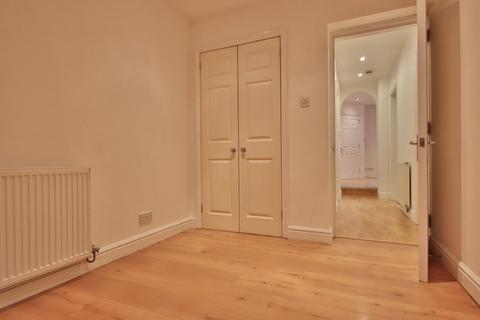 Flat 1, 13 Sansome Place, Worcester, WR1 1UA