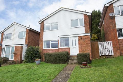 19 Bicknor Close, Canterbury, CT2 7UB