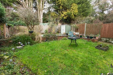 19 Bicknor Close, Canterbury, CT2 7UB