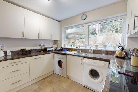 19 Bicknor Close, Canterbury, CT2 7UB