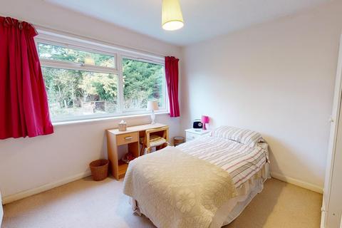 19 Bicknor Close, Canterbury, CT2 7UB