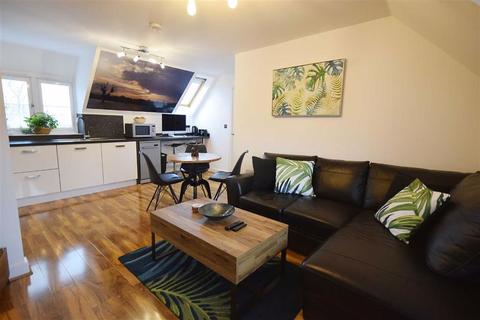 4 Beni Close, Badgeworth, Cheltenham, GL51 6GQ