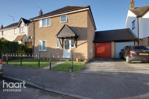 24 The Hedgerows, Stevenage, SG2 7BW