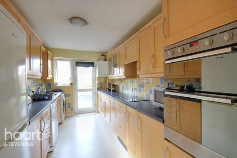 24 The Hedgerows, Stevenage, SG2 7BW