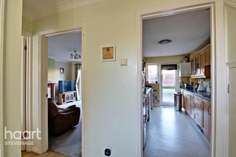 24 The Hedgerows, Stevenage, SG2 7BW