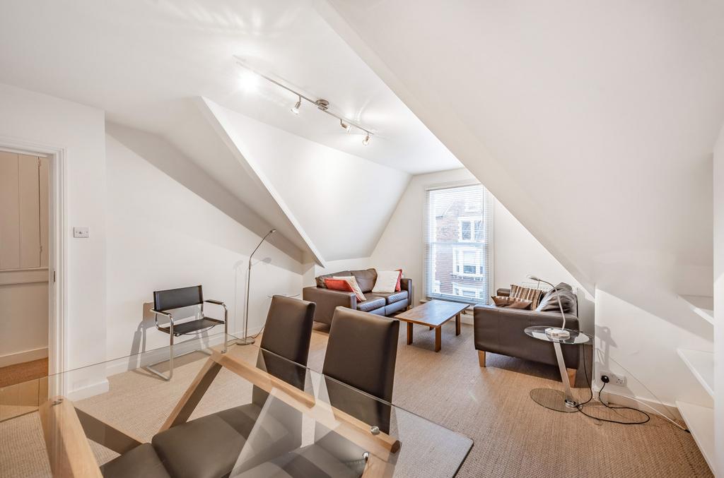 Apartment in Hampstead - View 3