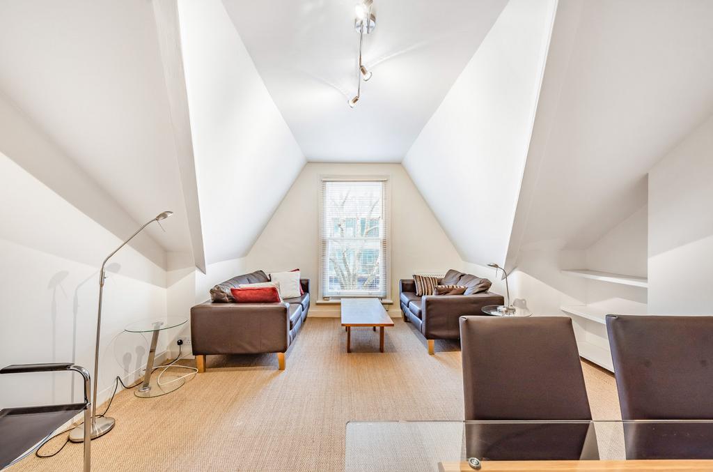 Apartment in Hampstead - View 4