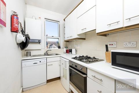 3 bedroom apartment to rent, Sumatra Road, London, NW6