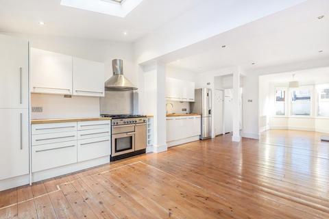 15 Edna Road, Raynes Park, London, SW20 8BS