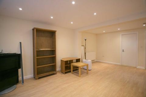 2 bedroom flat to rent, Wallwood Road, London, E11